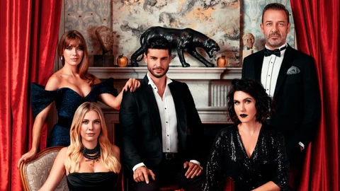 El elenco principal de 'Pecado original', una de las telenovelas más famosas en la actualidad