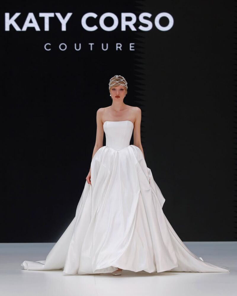 Desfile de Katy Corso en la Barcelona Bridal Fashion Week.