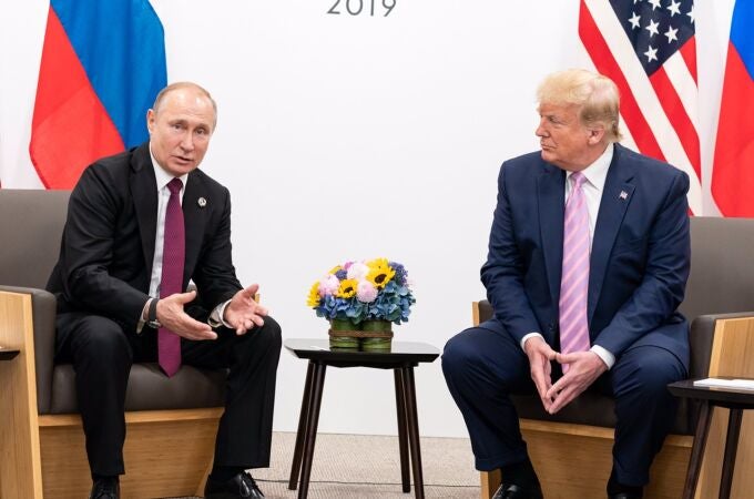 Ucrania.- AMP.- Trump confiesa su sospecha de que Putin le está "dando largas" a la hora de detener la guerra en Ucrania