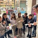 66 estudiantes y profesores de 7 centros exponen sus proyectos en el I Encuentro 'Ciencia y Tecnología en la calle'