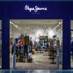 No, no es de outlet: esta camiseta de Pepe Jeans original para hombre cuesta menos de 15 euros