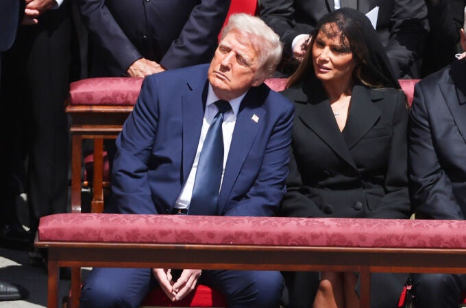 Papa.- Trump regresa a EEUU tras su reencuentro con Zelenski y un intercambio de impresiones con Von der Leyen