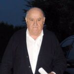 Economía.- Amancio Ortega ingresa 1.552 millones por dividendos de Inditex, la mitad de lo que cobrará este año