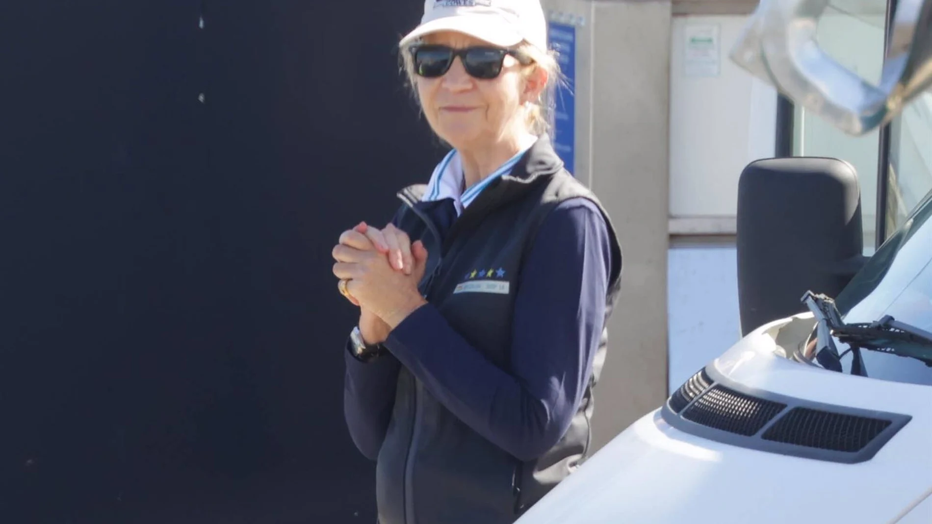 La Infanta Elena viaja hasta Sanxenxo para reencontrarse con su padre