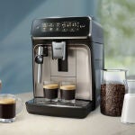 La Philips Serie 3300 es una cafetera superautomática con la que podrás preparar tus mejores cafés en pocos minutos