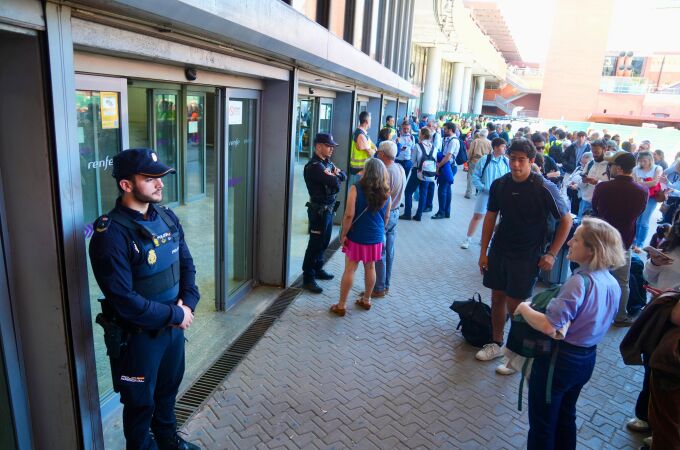 Apagón en toda España afecta a la estación de Atocha