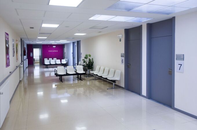 Los hospitales y centros sanitarios andaluces "funcionan con normalidad" durante el apagón eléctrico