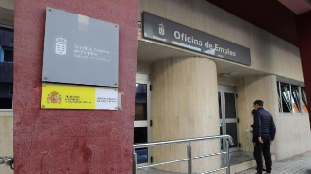 El paro sube en Canarias con 21.800 desempleados, un 15,8% más