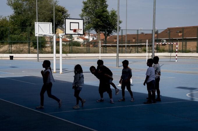 Apagón.-Colegios de Madrid, Andalucía, C-LM, Extremadura, Galicia, La Rioja, Murcia y Valencia abrirán mañana sin clases