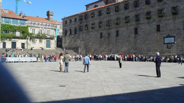 Muere un turista alemán tras sufrir una indisposición en la plaza da Quintana
