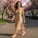 Estas sandalias MTNG con cuña valen la mitad que unas Skechers… y son perfectas para primavera
