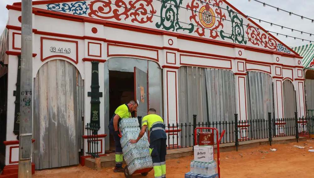 Preparativos de la Feria de Sevilla 2025