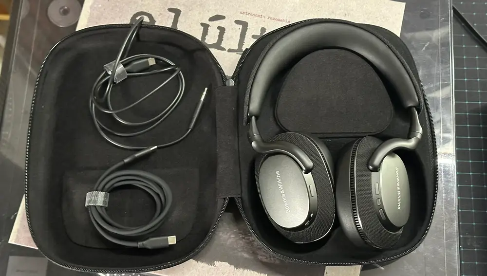 Los PX7 S3 y sus cables de conexión