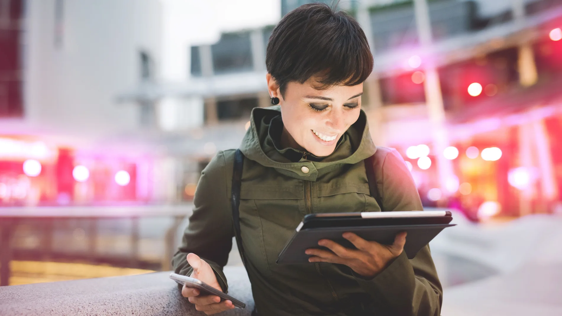 Los nuevos modelos de negocio y de demanda de los usuarios, como las plataformas de ocio o el teletrabajo, requieren tecnologías más disruptivas