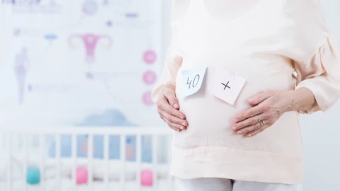 La edad media de ser madre en nuestro país se ha retrasado hasta los 32.6 años, según datos del INE
