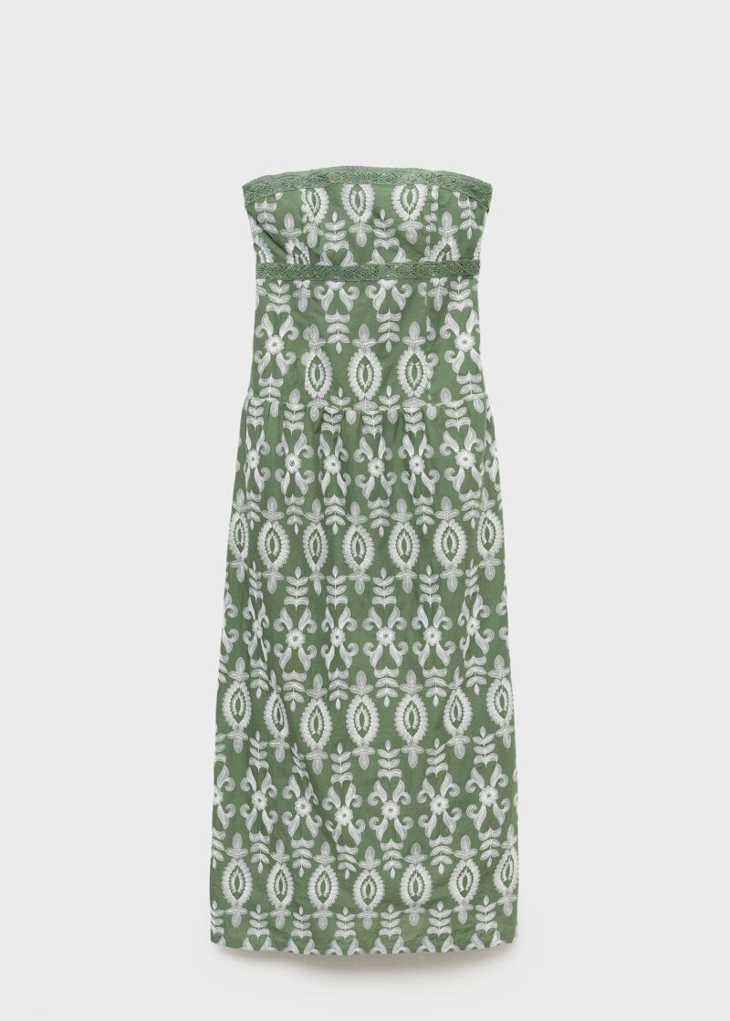 Vestido bordado.