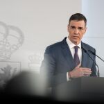 Economía.- Pedro Sánchez cree que el PP demuestra "su nulo compromiso con el país" con el rechazo al plan antiaranceles