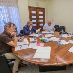 El vicepresidente de la Diputación de Segovia, José María Bravo, preside la reunión del jurado del Instituto de la Cultura Tradicional Segoviana ‘Manuel González Herrero’
