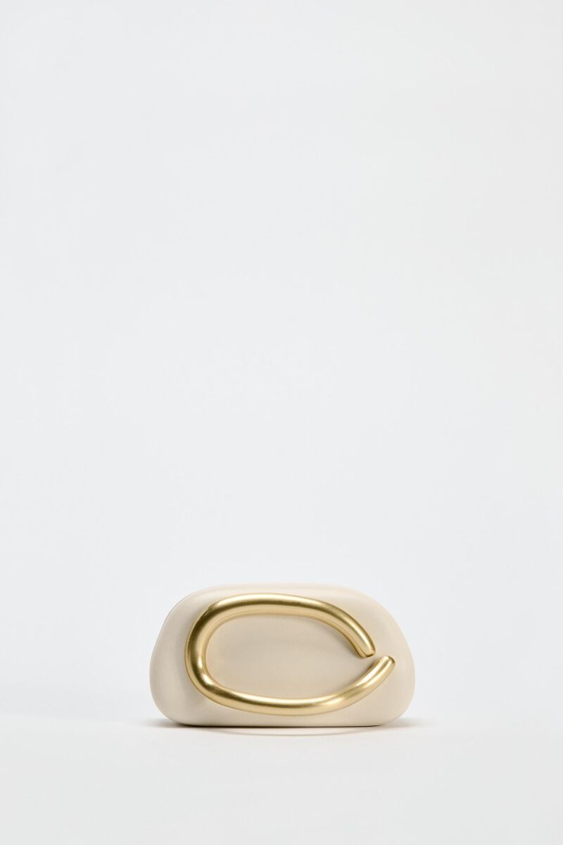Bolso de mano.