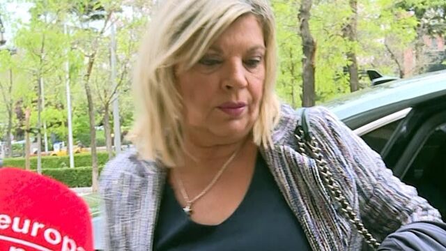 Terelu Campos aprovecha el revuelo mediático por su entrevista para hacer compras por Madrid
