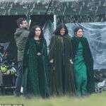Charlie XCX en el set de rodaje de '100 Nights of Hero'