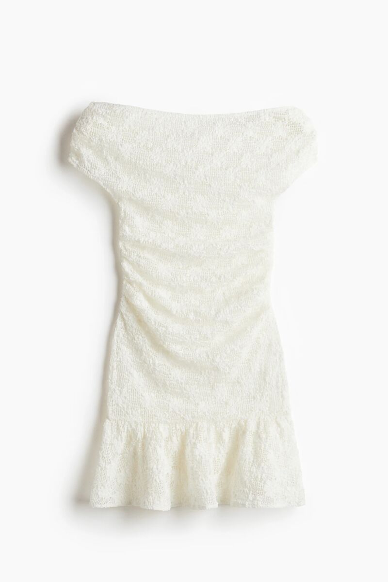 Minivestido de encaje.
