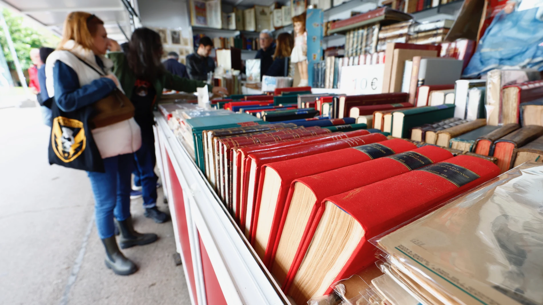 Feria del Libro Antiguo del Paseo de Recoletos.