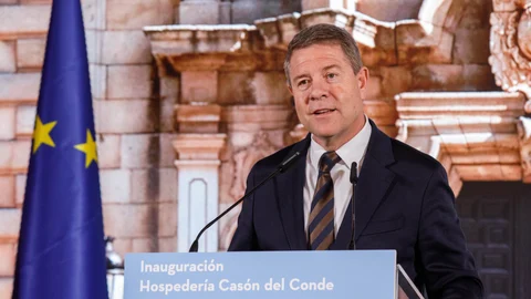 Emiliano García-Page en la inauguración de la Hospedería ‘Casón del Conde’ en Orgaz