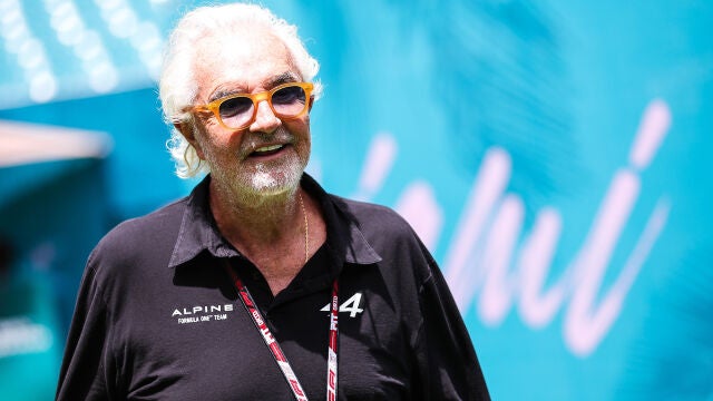 A sus 75 años, Briatore asesora y toma decisiones en la escudería Alpine de F1