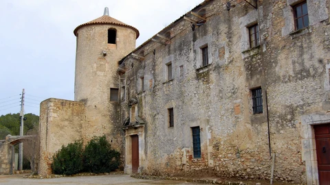 Castillo de Santa Margarida i els Monjos