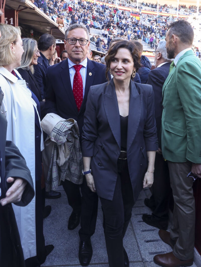 Isabel Díaz Ayuso en la corrida de Las Ventas.