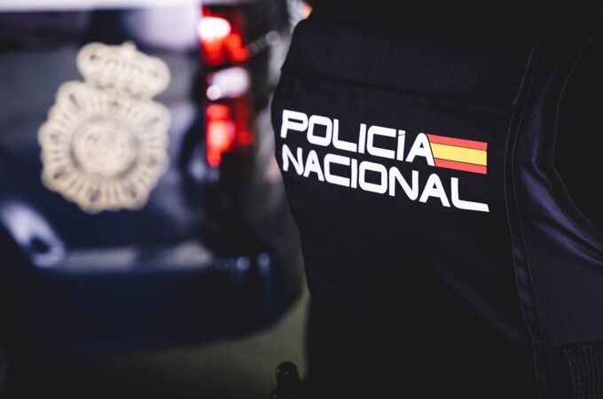 Imagen de archivo de una agente de la Policía Nacional