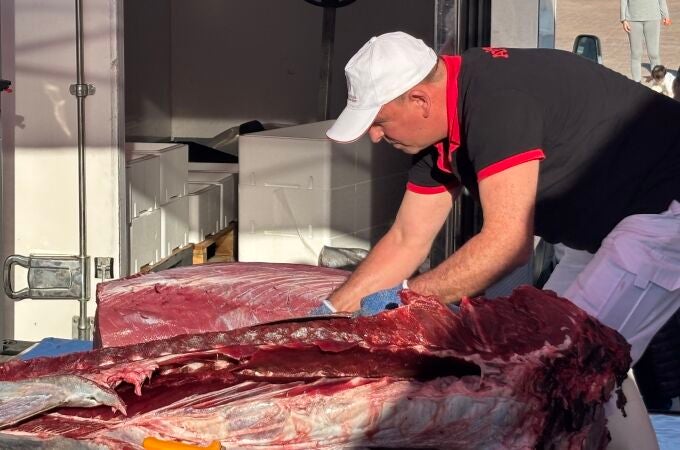 La captura y el despiece del atún se prolongarán en esta costa de Cádiz hasta bien entrado junio