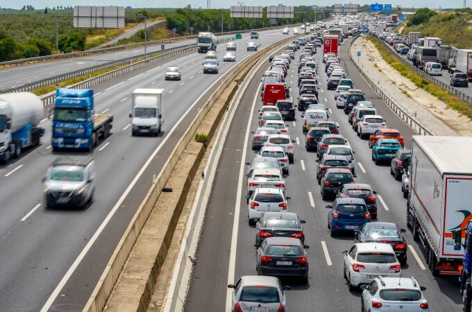 Imagen de retenciones en la autovía A-49