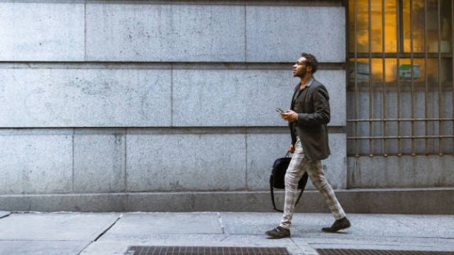 Así es la avenida más extensa de Canarias: kilómetros de tiendas, servicios y vida urbana