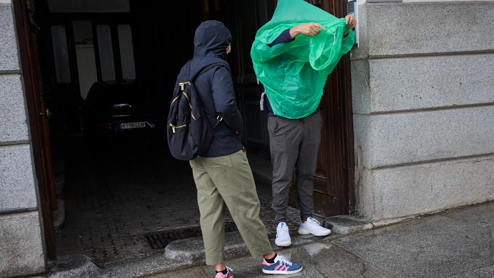 El tiempo en Madrid se presenta lluvioso en los próximos días con fuertes lluvias y tormentas, con una alta probabilidad de precipitación y avisos activos por lluvias en la Sierra de Madrid y el área Metropolitana y Henares. Se espera una precipitación acumulada de hasta 15 mm en una hora, lo que podría generar inconvenientes en desplazamientos. © Alberto R. Roldán / Diario La Razón.05 05 2025