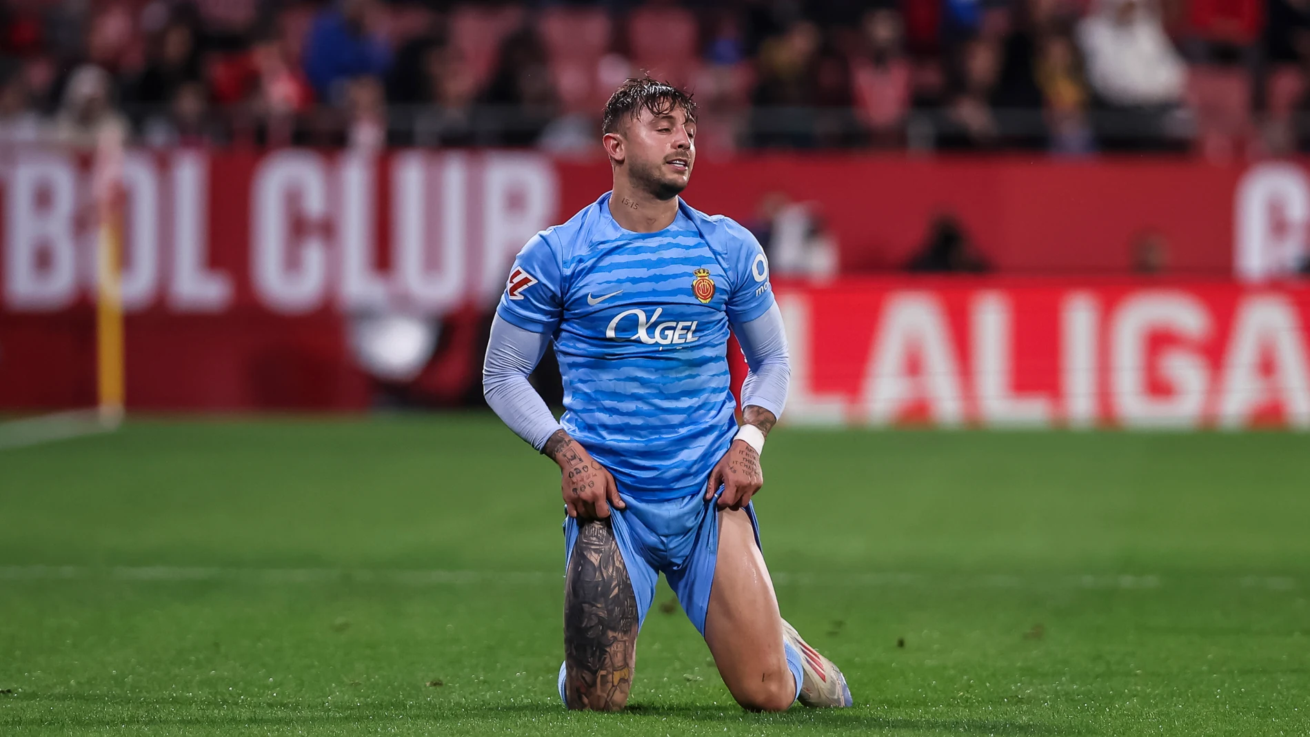 Pablo Maffeo of RCD Mallorca laments during the Spanish league, La Liga EA Sports, football match played between Girona FC and RCD Mallorca at Estadio de Montilivi on May 05, 2025 in Girona, Spain. AFP7 05/05/2025 ONLY FOR USE IN SPAIN