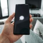 Imagen de la app de mensajería Signal en un smartphone