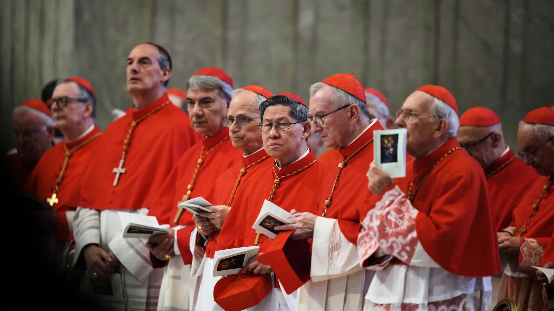 El inicio del Cónclave para elegir al nuevo Papa se desarrolla bajo un estricto protocolo litúrgico y ceremonial