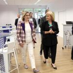 La consejera de Industria, Comercio y Empleo, Leticia García, visita la factoría de Michelin en Aranda de Duero