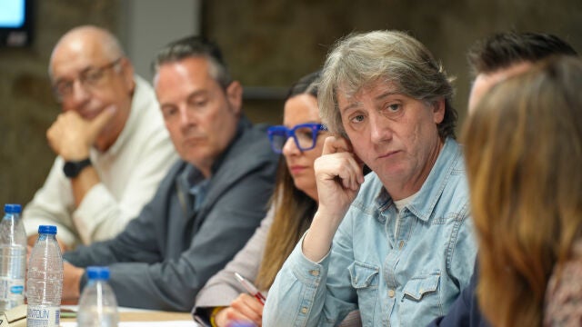 Carlos Martínez durante su reunión con los dirigentes de UGT en Castila y León