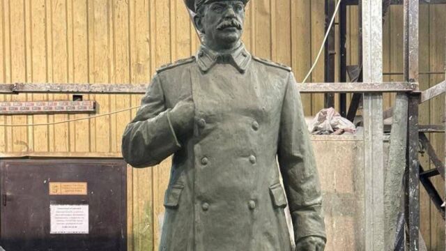La estatua erigida a Stalin en 2024