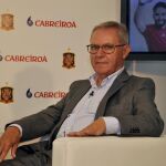AMP.- Muere el periodista José Ángel de la Casa, la voz del fútbol y del histórico 12-1 del España-Malta