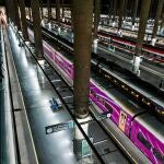 Un robo de cable provoca retrasos de más de tres horas en los trenes de alta velocidad Madrid-Sevilla