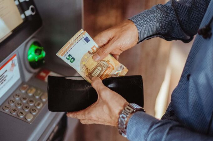 Préstamos de 50 euros al instante: cómo pedirlos, requisitos y qué debes tener en cuenta