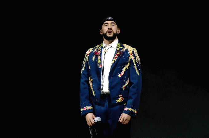 El artista puertorriqueño Bad Bunny anuncia gira mundial 'Debí tirar más fotos world tour'