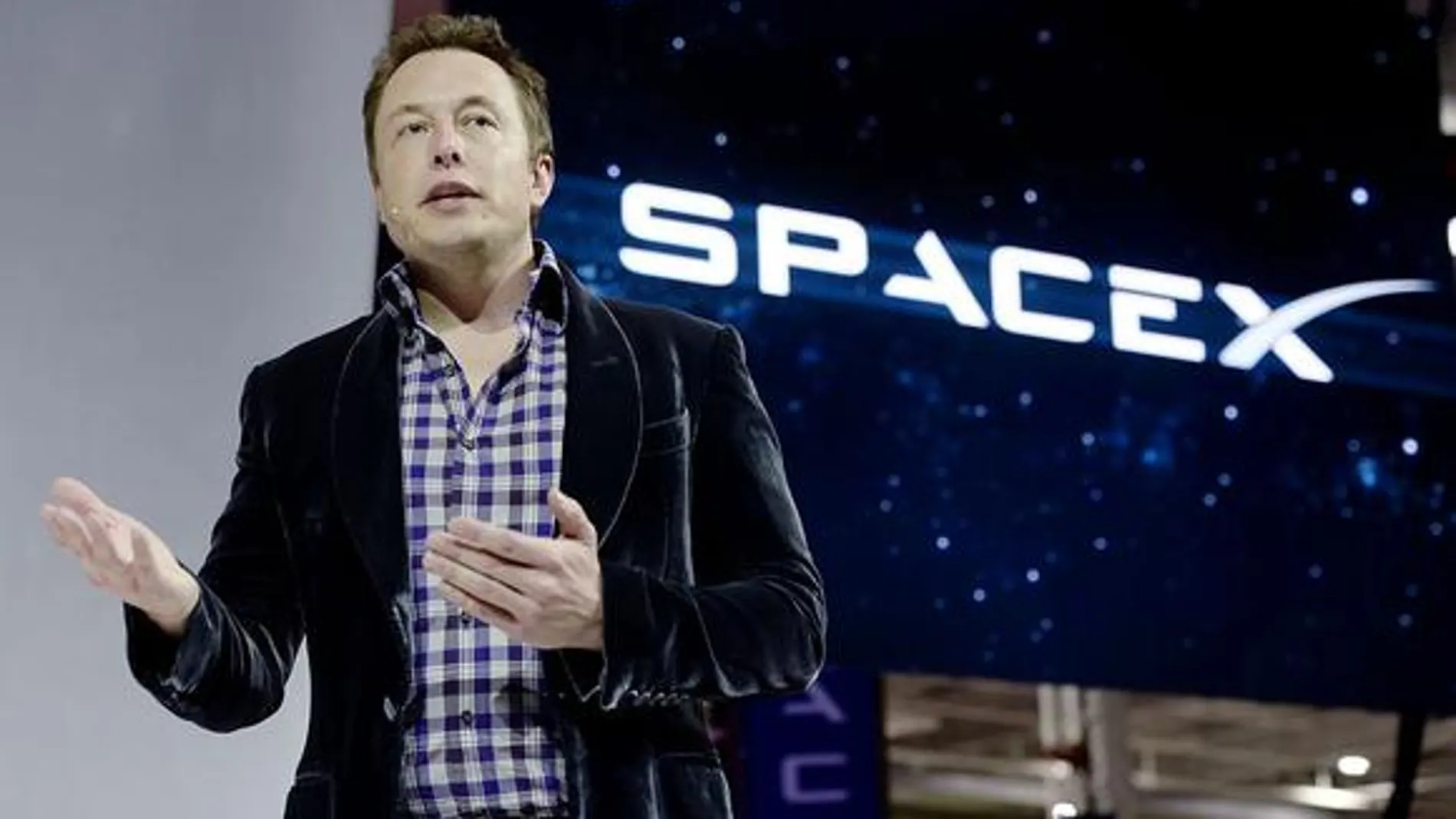 Elon Musk durante una presentación de uno de los viajes espaciales de SpaceX
