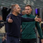 Flick se queja en la banda del Giuseppe Meazza