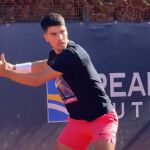 Carlos Alcaraz entrenó este martes 5 de mayo por primera vez en Roma para la edición de 2025