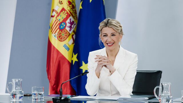 MADRID.-El Gobierno de España da luz verde a la rebaja de jornada, el proyecto 'estrella' de Yolanda Díaz para esta legislatura